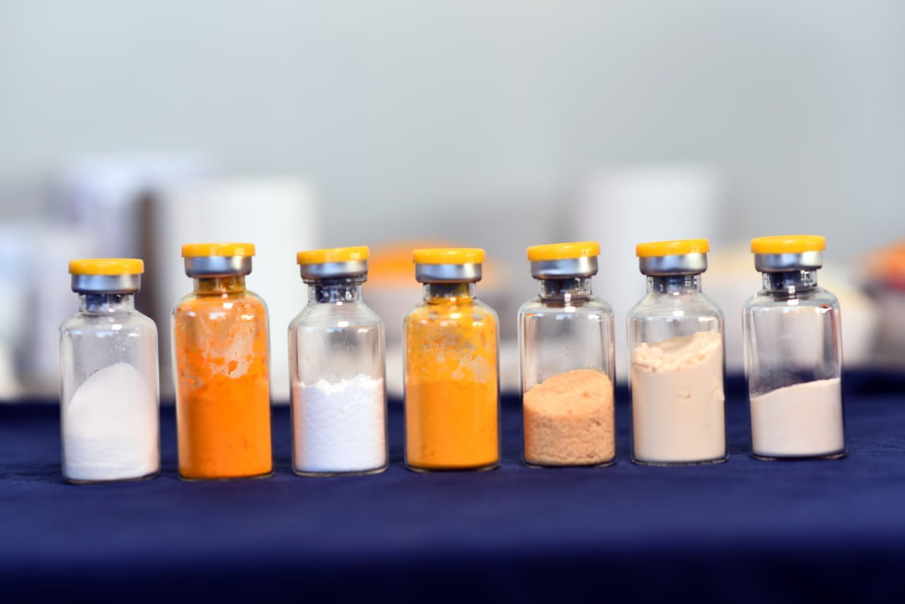 Ingredient powders prepared for formulation work